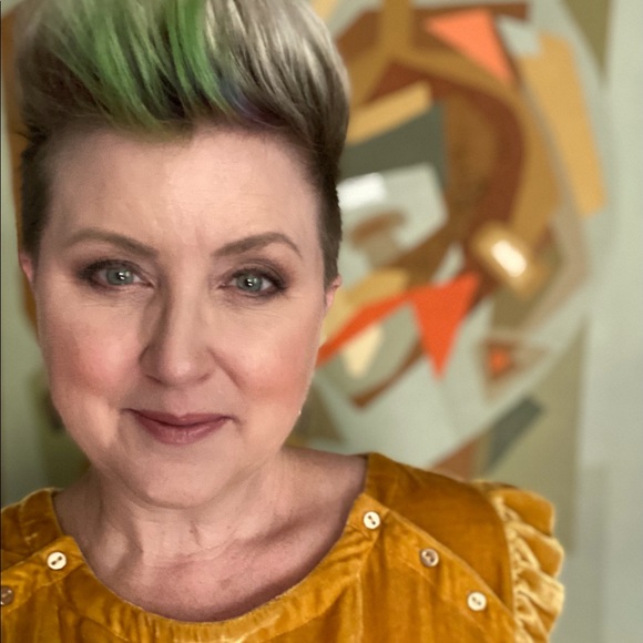 Meet your Posher, Erin - Picture 5 of 8